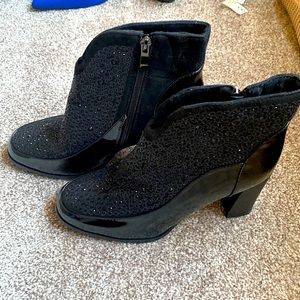 Brand new high heel boots